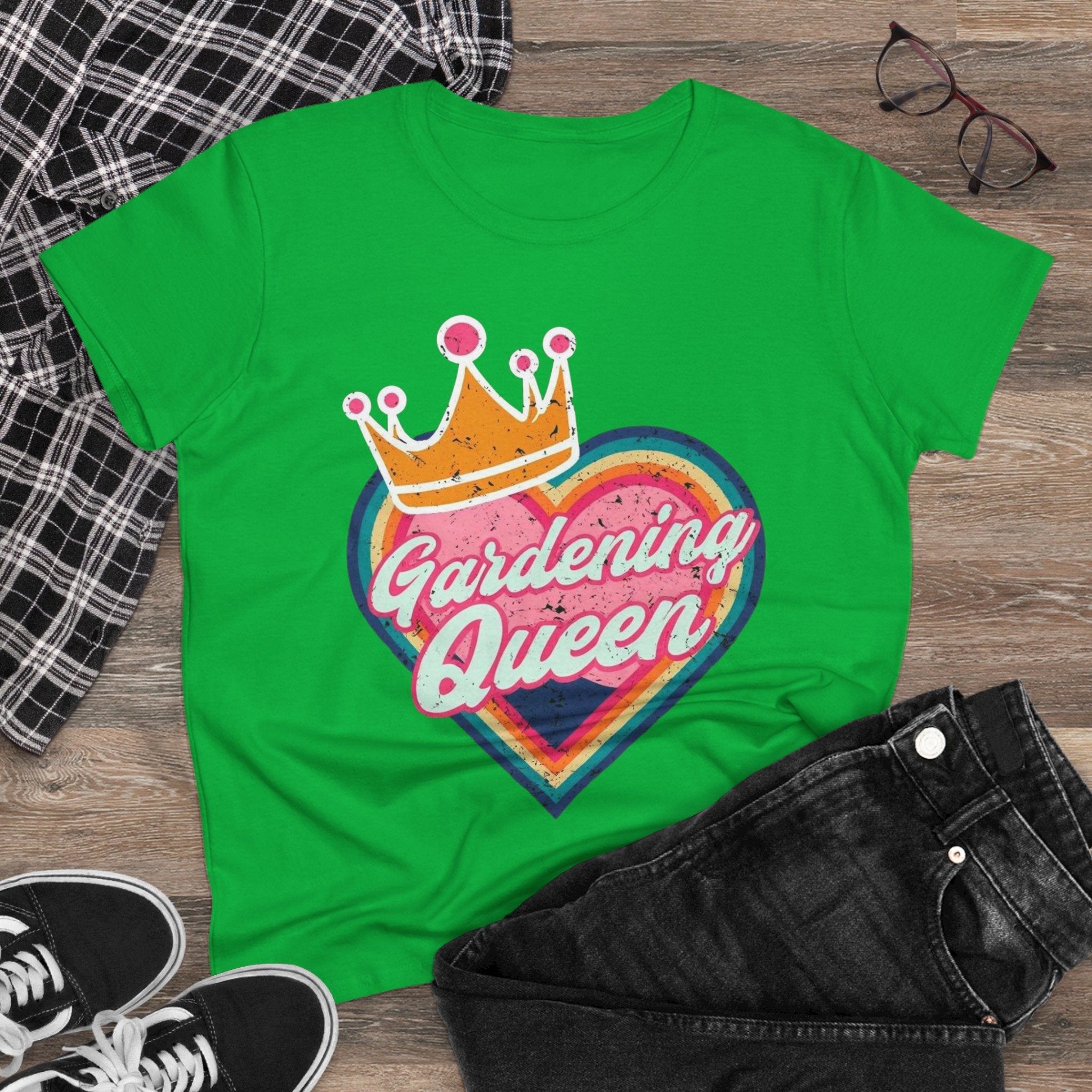Gardening Queen Cotton Tee, Gardening Shirt, Gift for Gardeners, Summer Fashion, Plant Enthusiast Tee, Eco-Friendly Cotton Tee