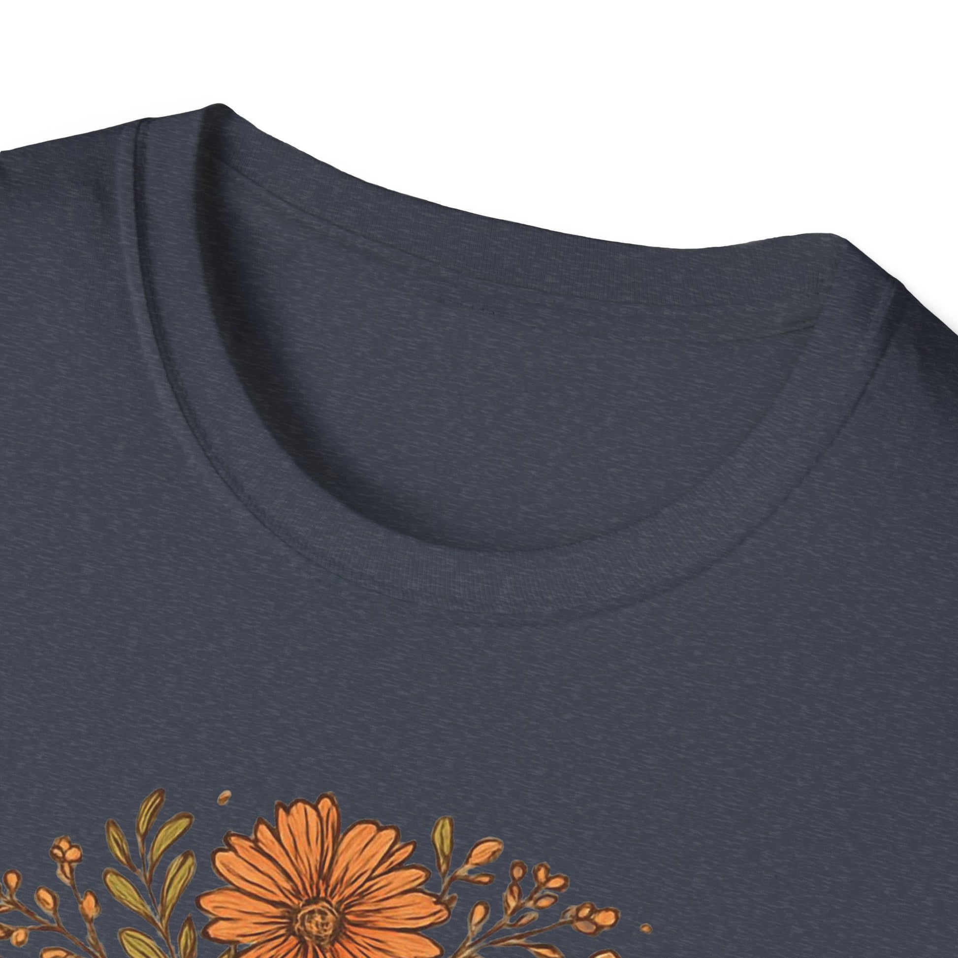 Be Hippy Happy T-Shirt, Boho Tee, Groovy Shirt, Positive Vibes Top, Unisex T Shirt for Men and Women, Be Hippy Be Happy Design