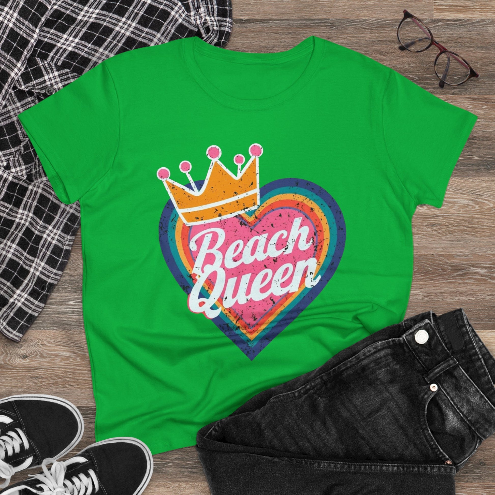 Beach Queen T-Shirt, Summer Vibes Tee, Vacation Shirt, Gift for Beach Lovers, Fun Retro Graphic Tee fun coastal tea for her