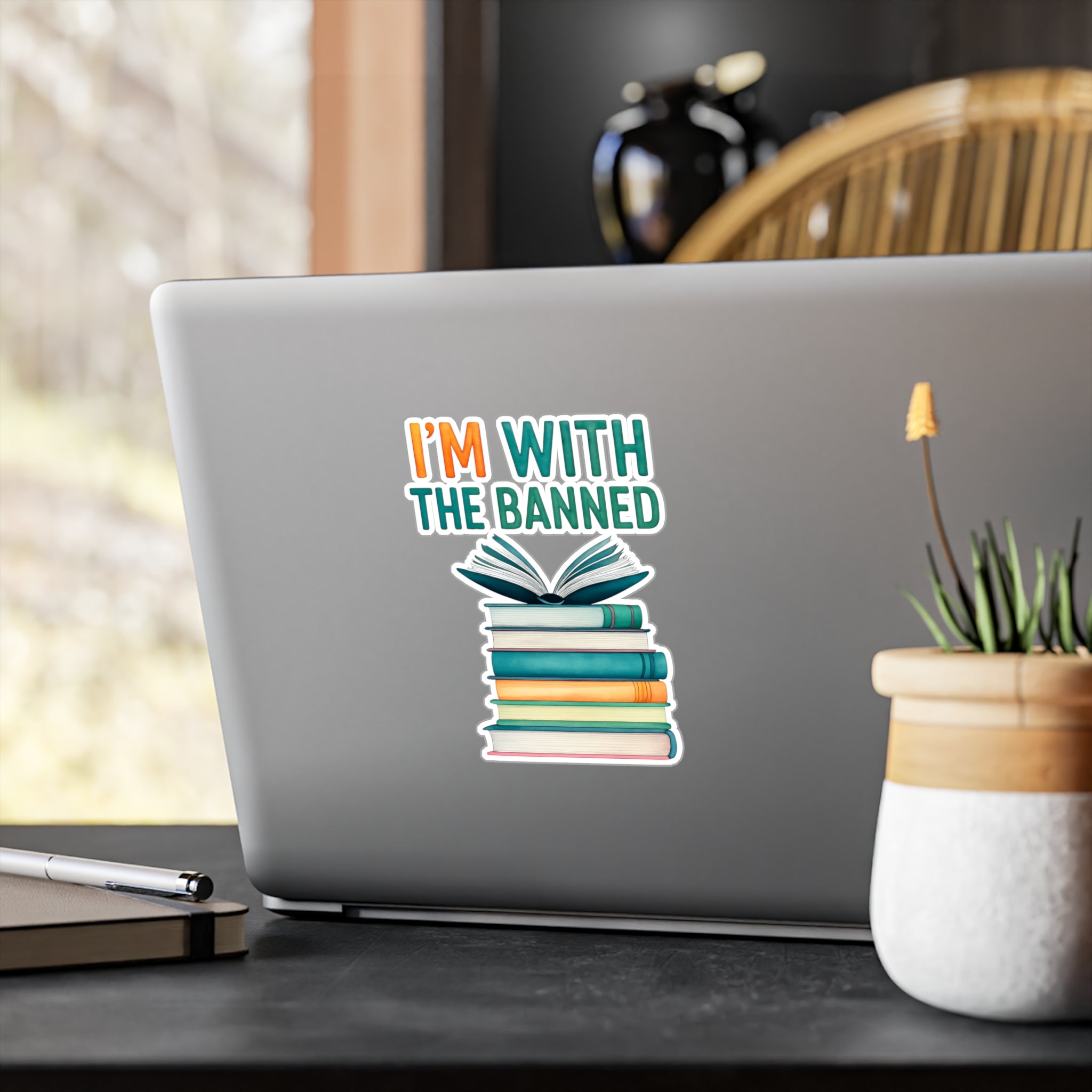 Literary Freedom Vinyl Decal - 'I'M WITH THE BANNED'