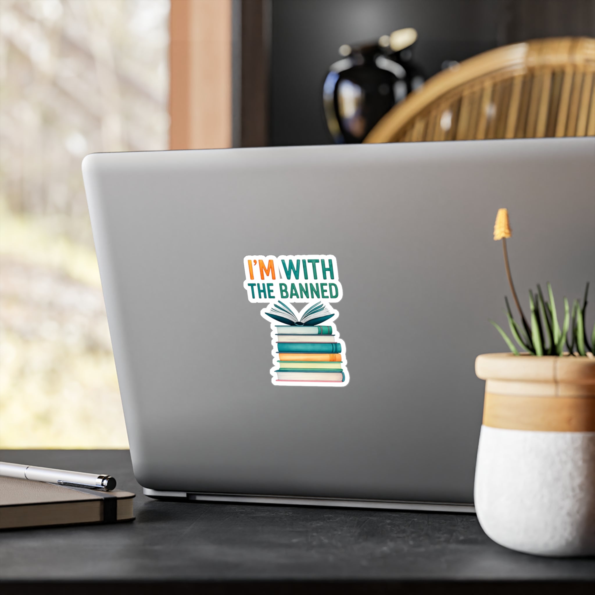 Literary Freedom Vinyl Decal - 'I'M WITH THE BANNED'