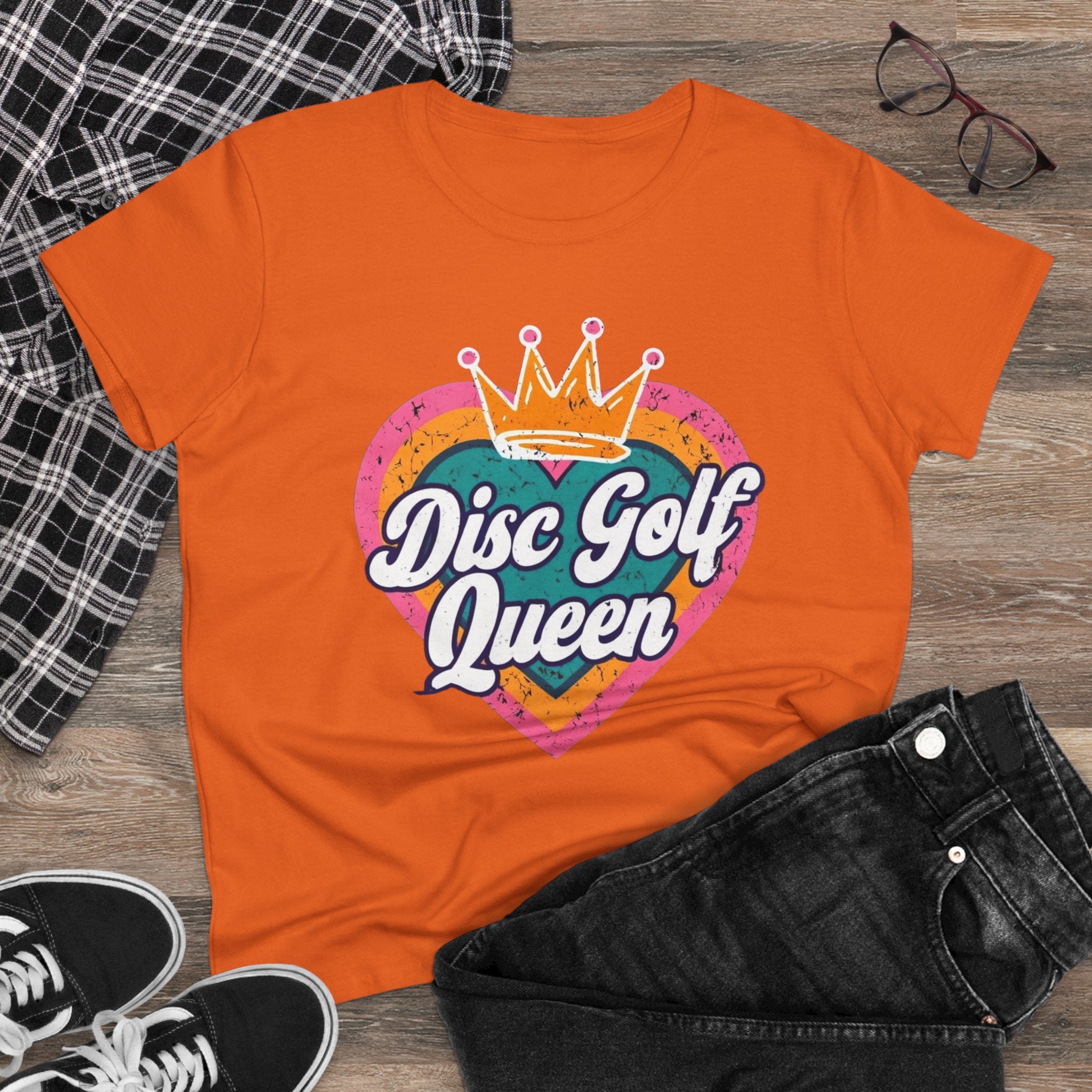 Disc Golf Queen Women's Tee, Fun Disc Golf T-Shirt, Sporty Graphic Tee, Gift for Disc Golf Lovers, Casual Outfit, Summer Wardrobe