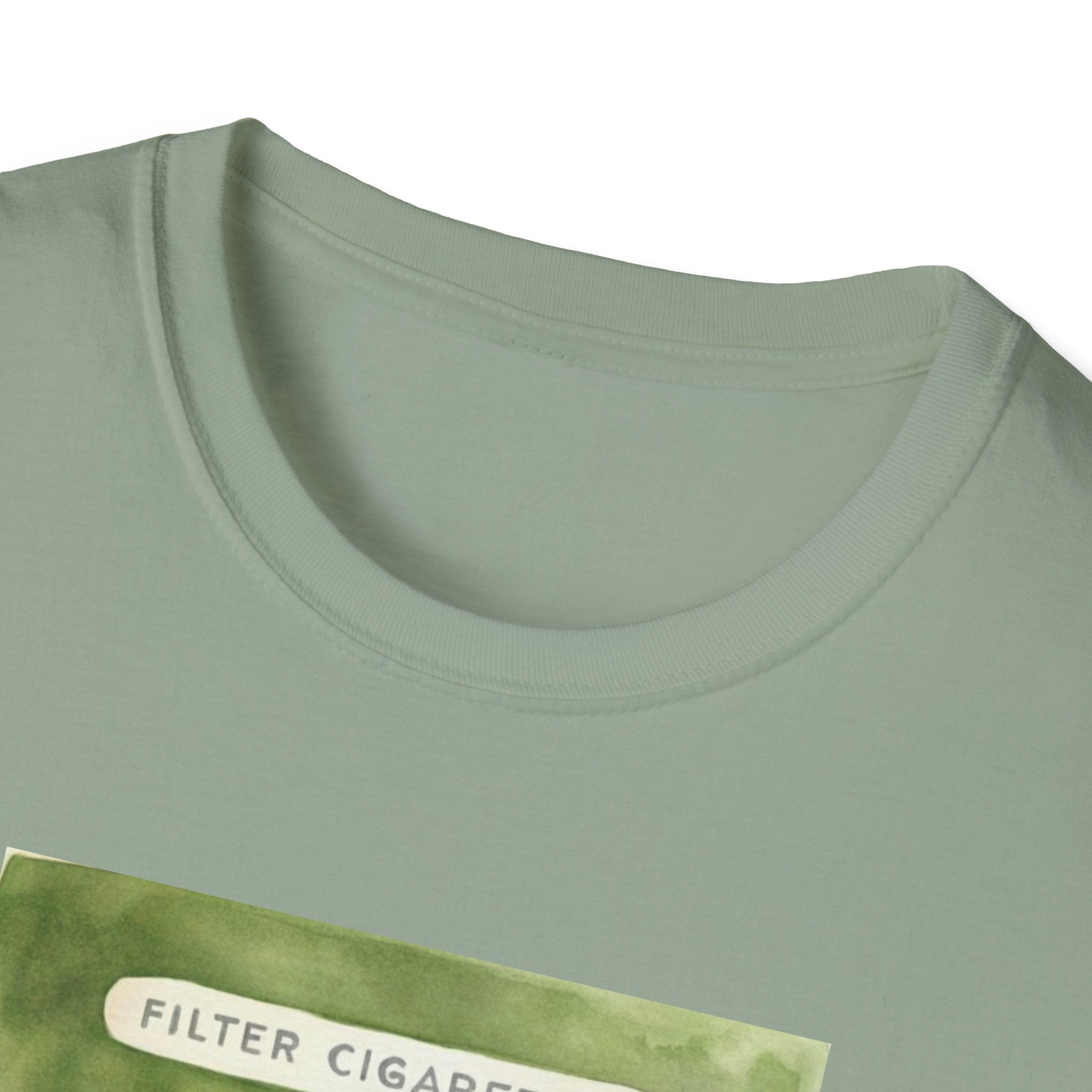 I Love Men(thols) Retro Cigarette Pack Graphic T-Shirt