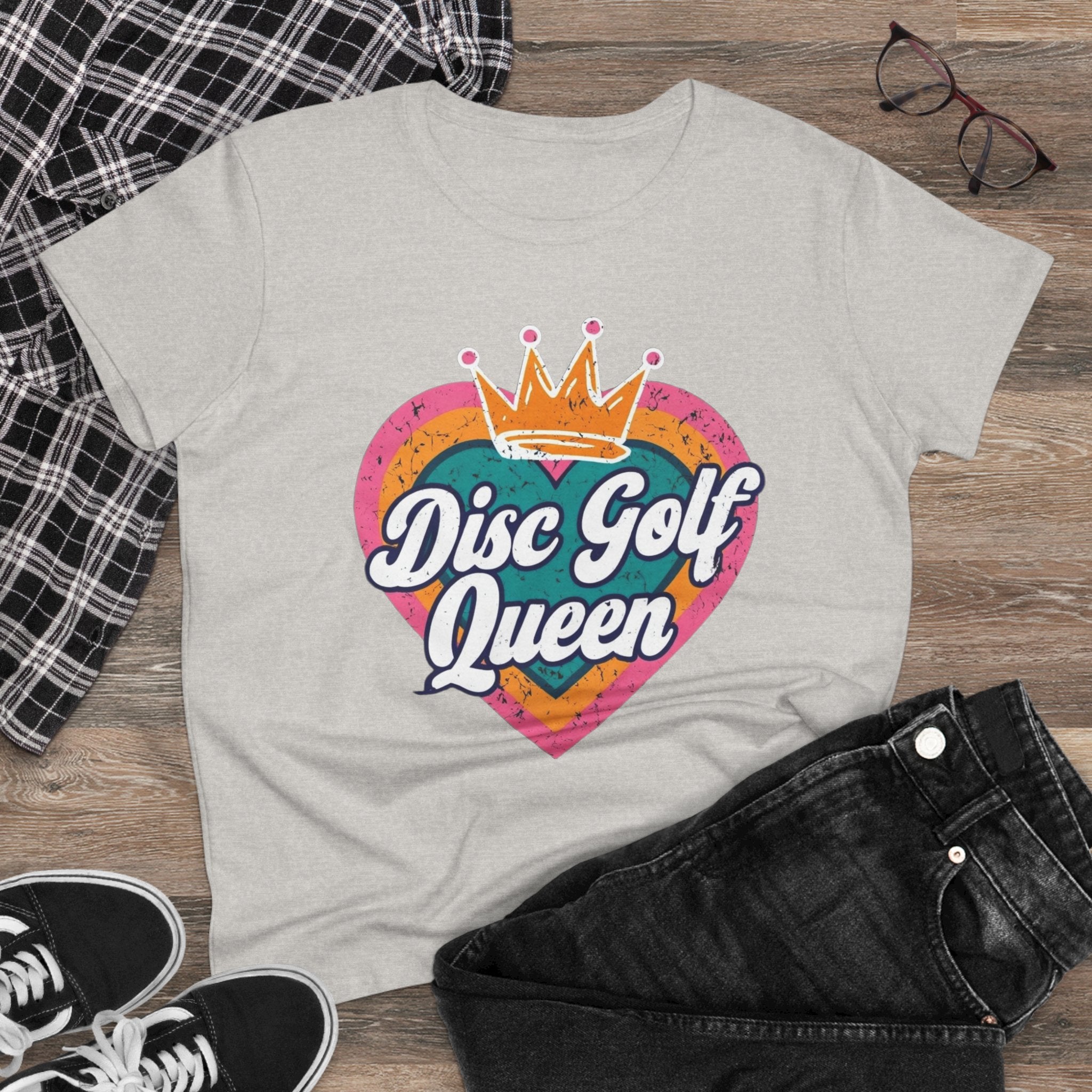 Disc Golf Queen Women's Tee, Fun Disc Golf T-Shirt, Sporty Graphic Tee, Gift for Disc Golf Lovers, Casual Outfit, Summer Wardrobe