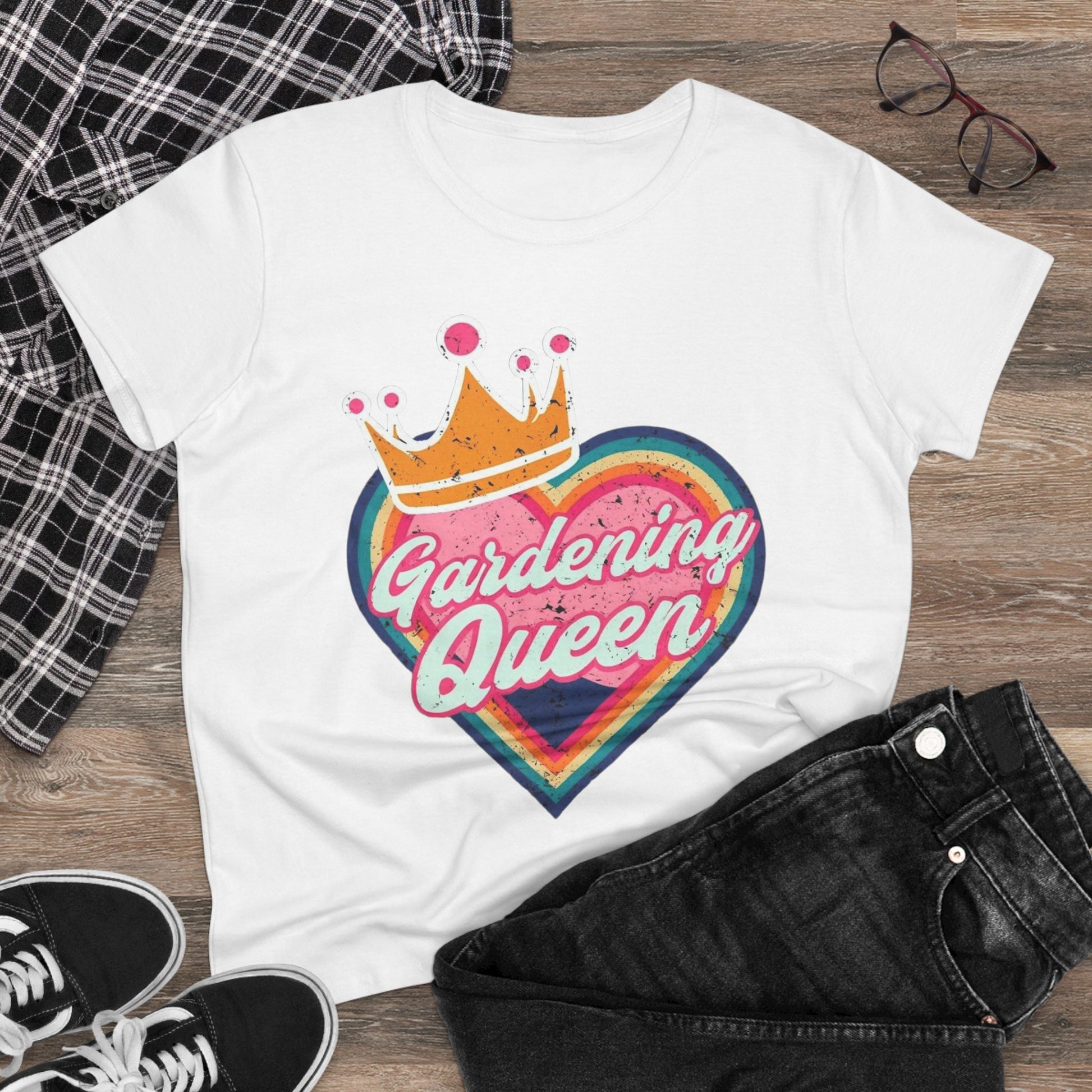 Gardening Queen Cotton Tee, Gardening Shirt, Gift for Gardeners, Summer Fashion, Plant Enthusiast Tee, Eco-Friendly Cotton Tee