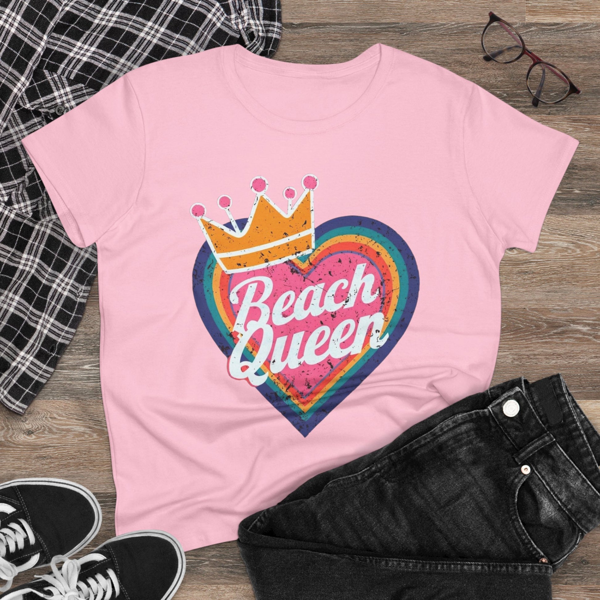 Beach Queen T-Shirt, Summer Vibes Tee, Vacation Shirt, Gift for Beach Lovers, Fun Retro Graphic Tee fun coastal tea for her